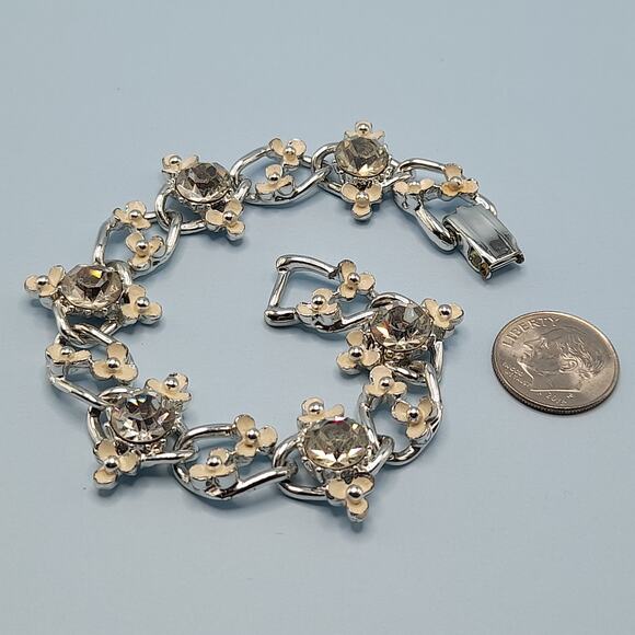 Vintage Creamy White Flower Bracelet, Clear Rhinestones, Mid-Century - Picture 10 of 10